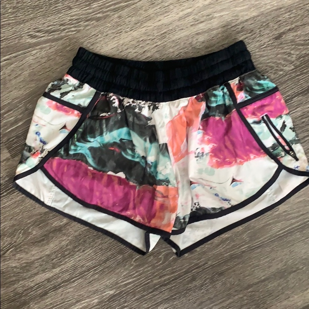Tracker Shorts